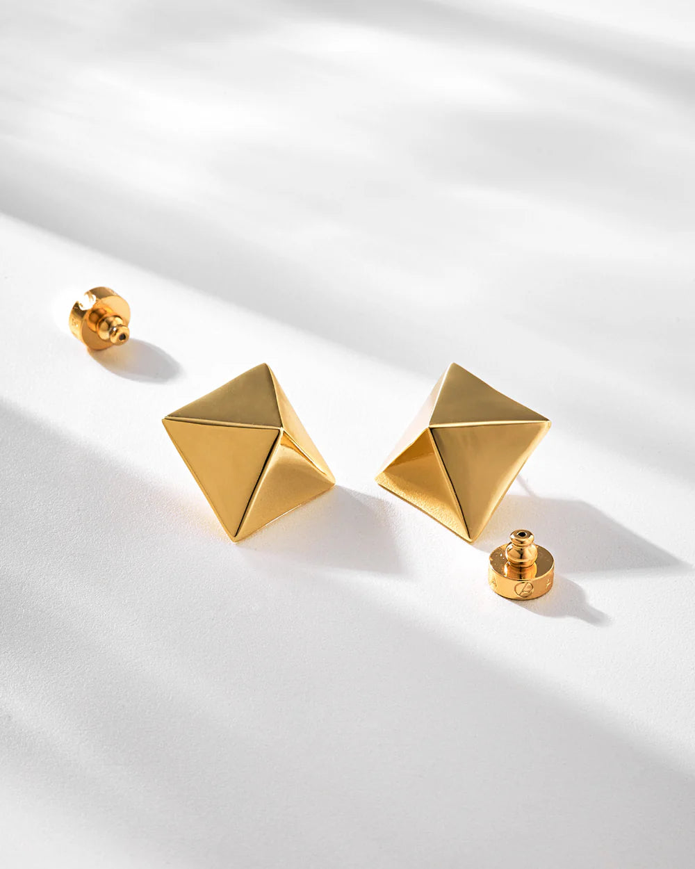 Quantum Earring Gold