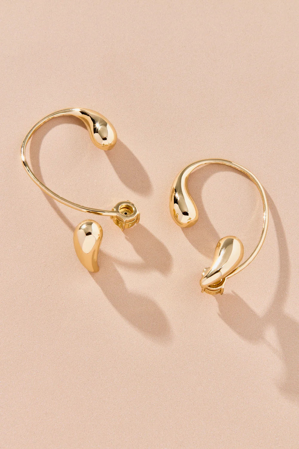 Levium Earcuff Gold