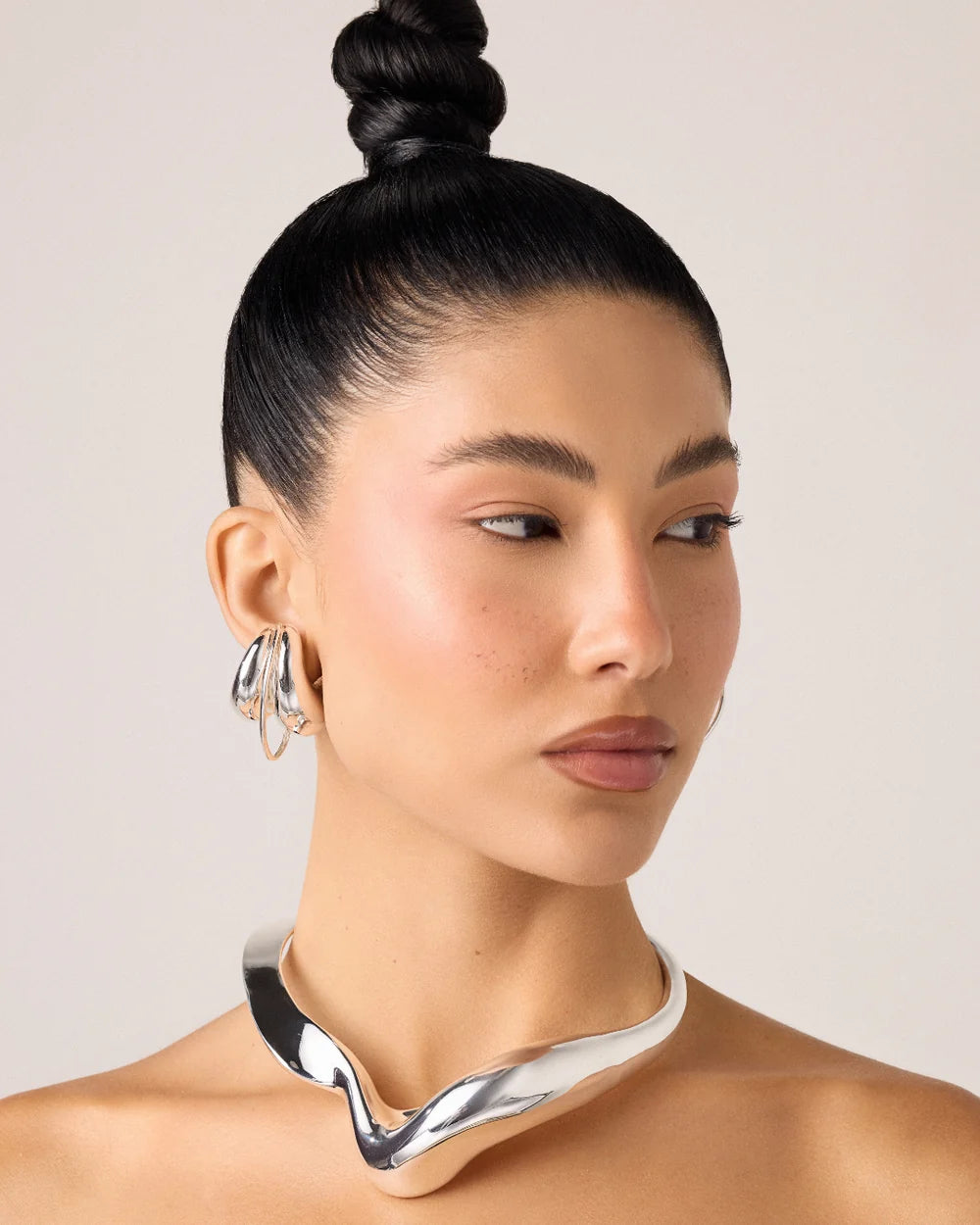 Vento Choker Silver