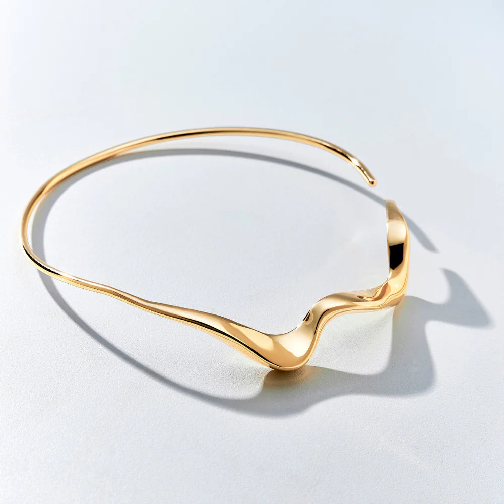 Emilia Choker