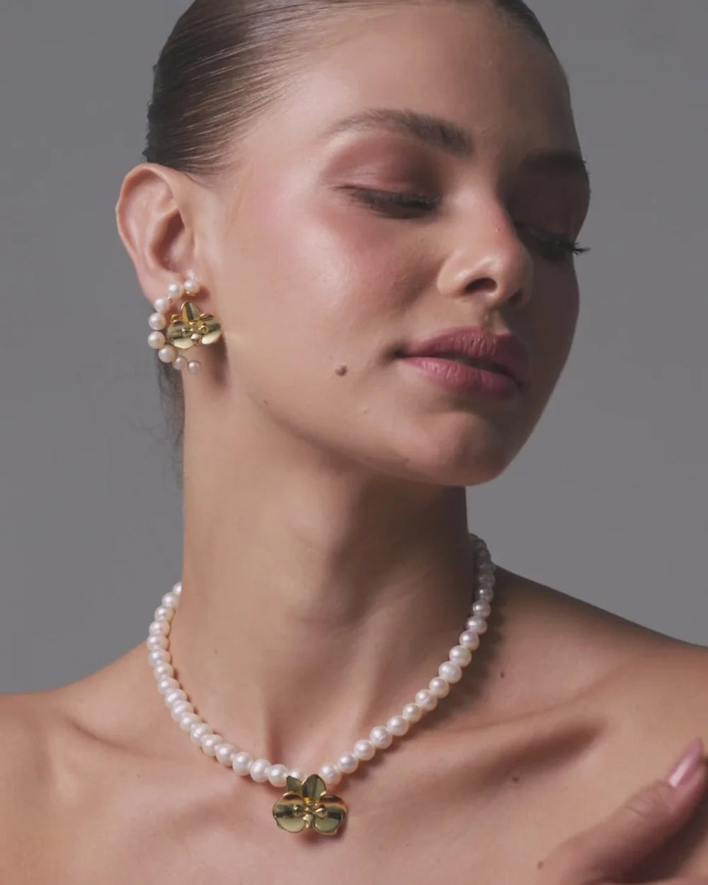 Orquideas Mabe Necklace Gold - Beack to Essence